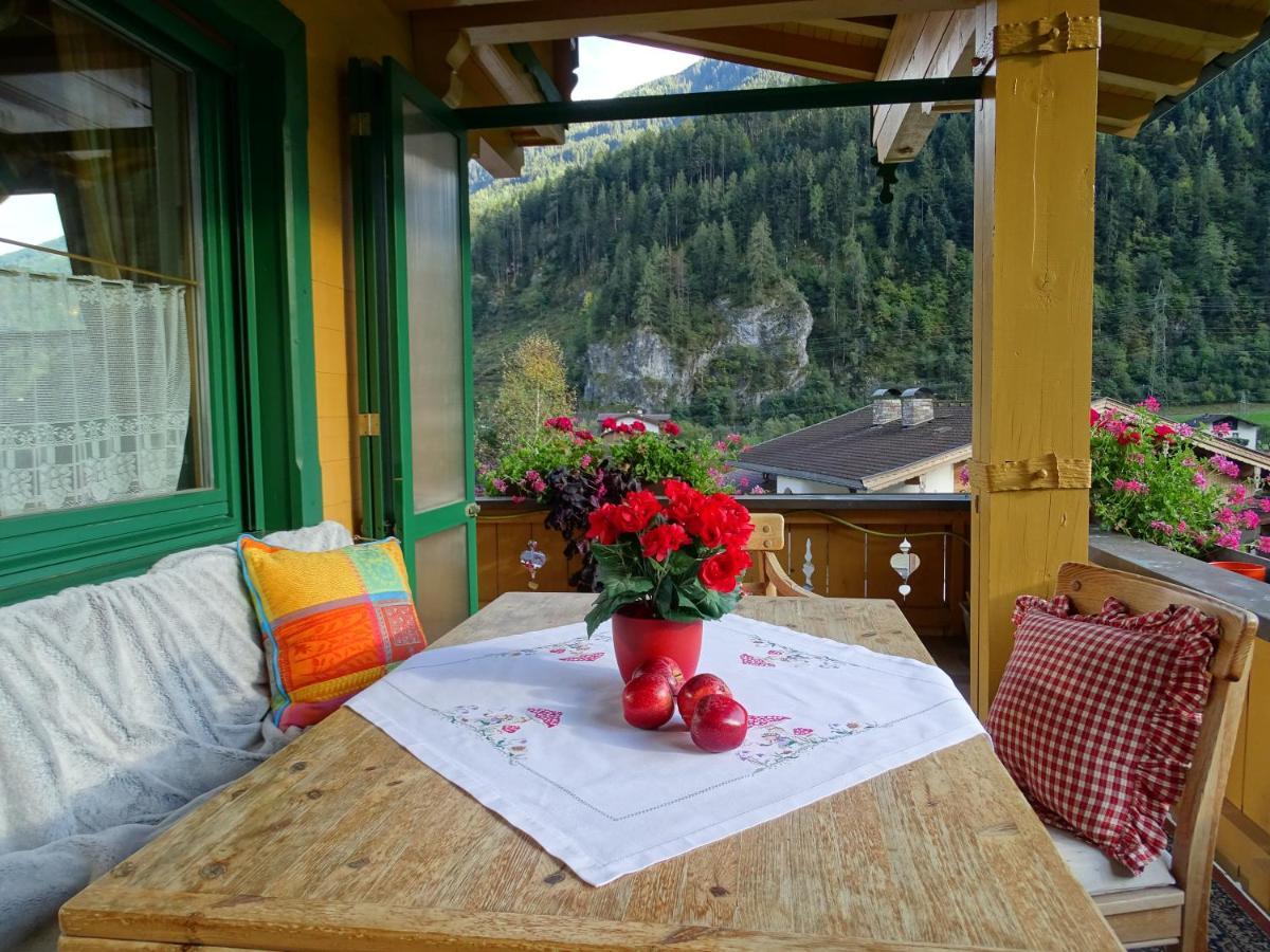 Appartementhaus Zillertal By Piaunddirk Finkenberg Bagian luar foto