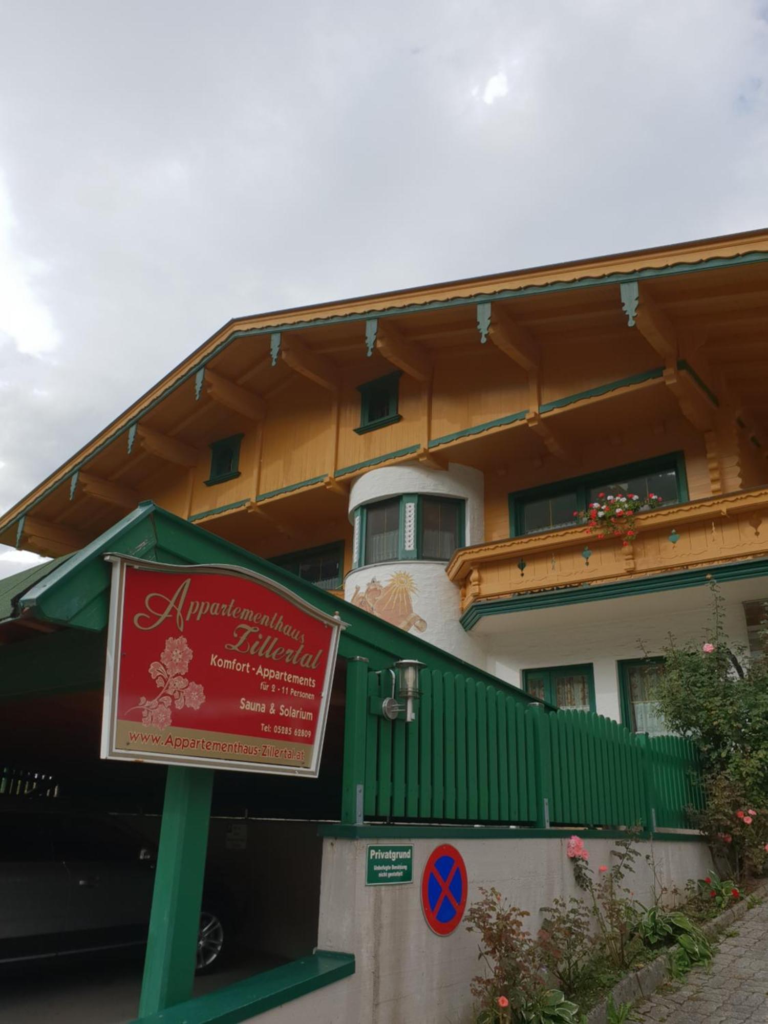 Appartementhaus Zillertal By Piaunddirk Finkenberg Bagian luar foto