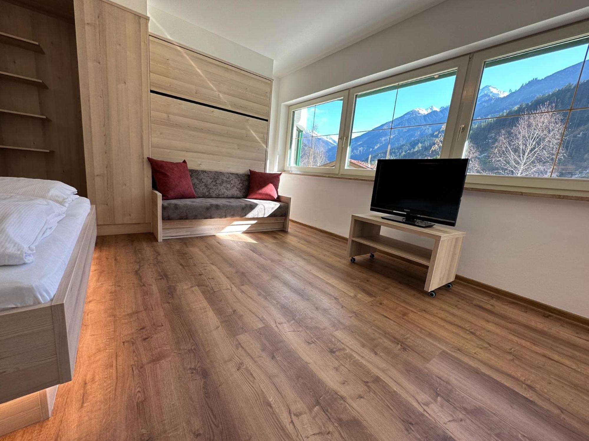 Appartementhaus Zillertal By Piaunddirk Finkenberg Bagian luar foto